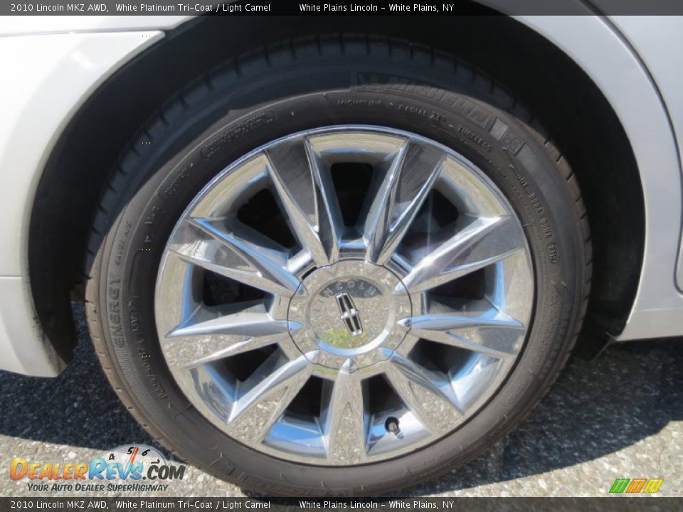 2010 Lincoln MKZ AWD White Platinum Tri-Coat / Light Camel Photo #5