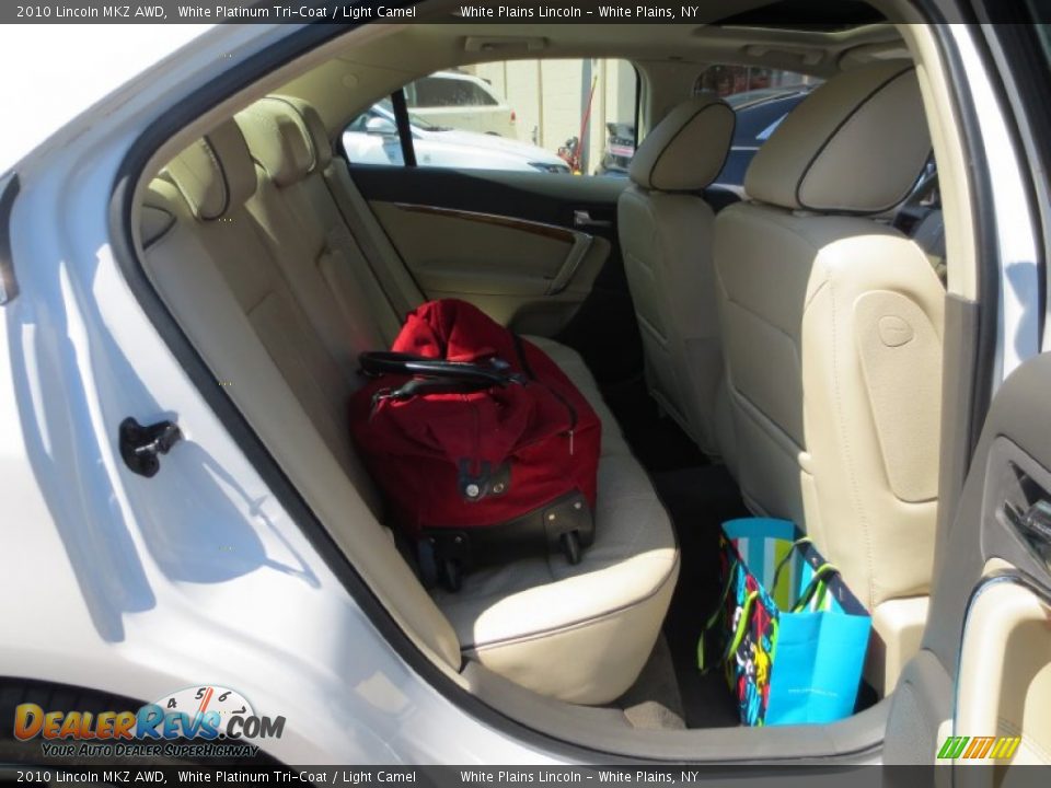 2010 Lincoln MKZ AWD White Platinum Tri-Coat / Light Camel Photo #10