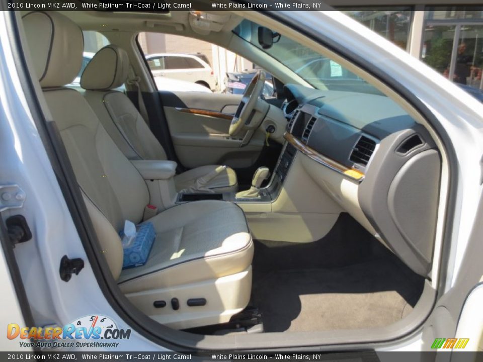 2010 Lincoln MKZ AWD White Platinum Tri-Coat / Light Camel Photo #12