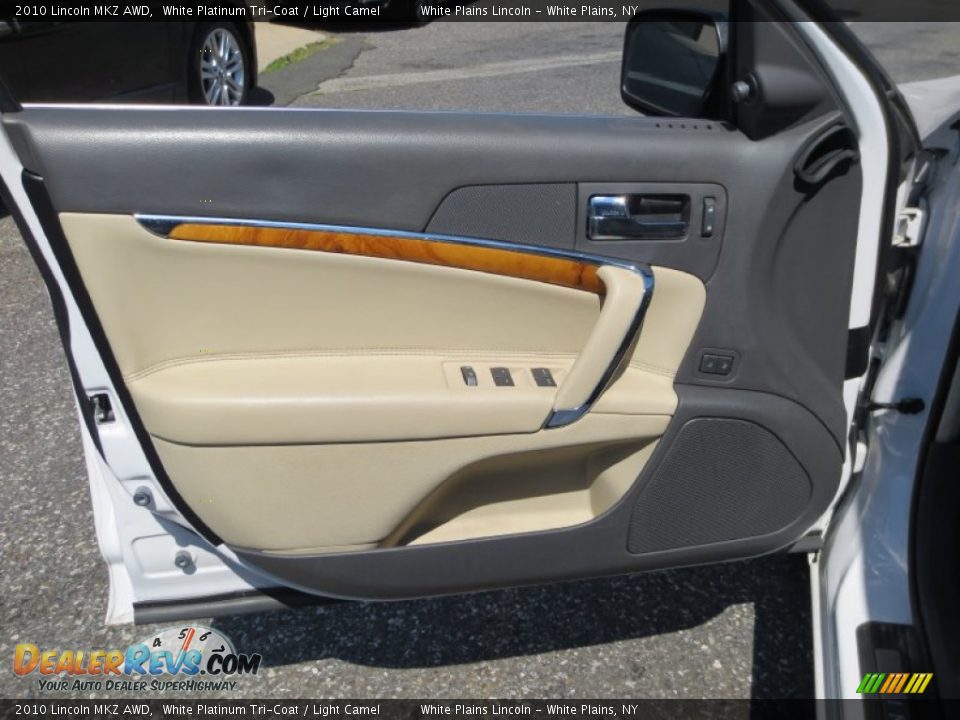 2010 Lincoln MKZ AWD White Platinum Tri-Coat / Light Camel Photo #14
