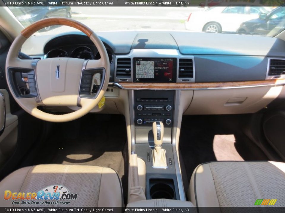 2010 Lincoln MKZ AWD White Platinum Tri-Coat / Light Camel Photo #18