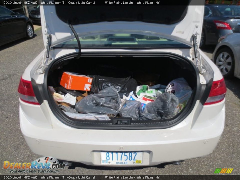 2010 Lincoln MKZ AWD White Platinum Tri-Coat / Light Camel Photo #26