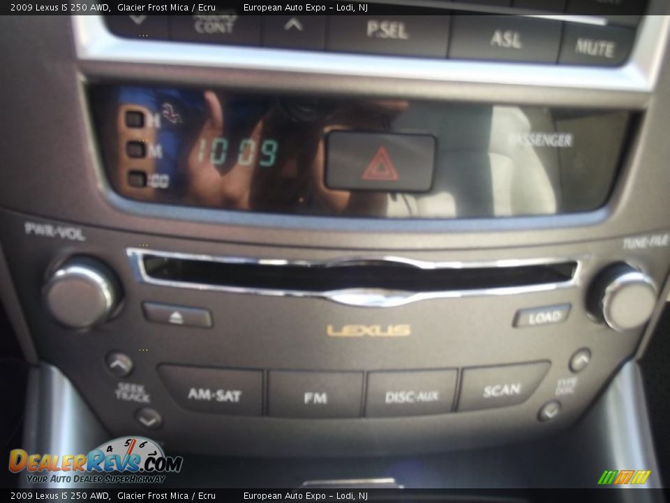 2009 Lexus IS 250 AWD Glacier Frost Mica / Ecru Photo #32