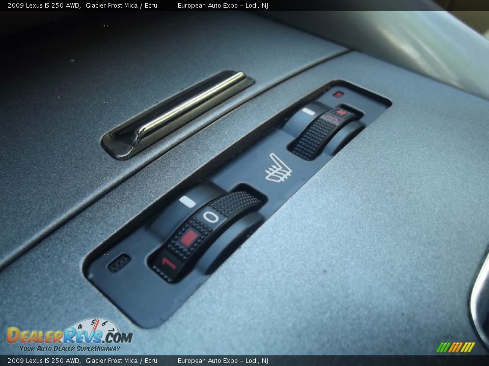 2009 Lexus IS 250 AWD Glacier Frost Mica / Ecru Photo #34
