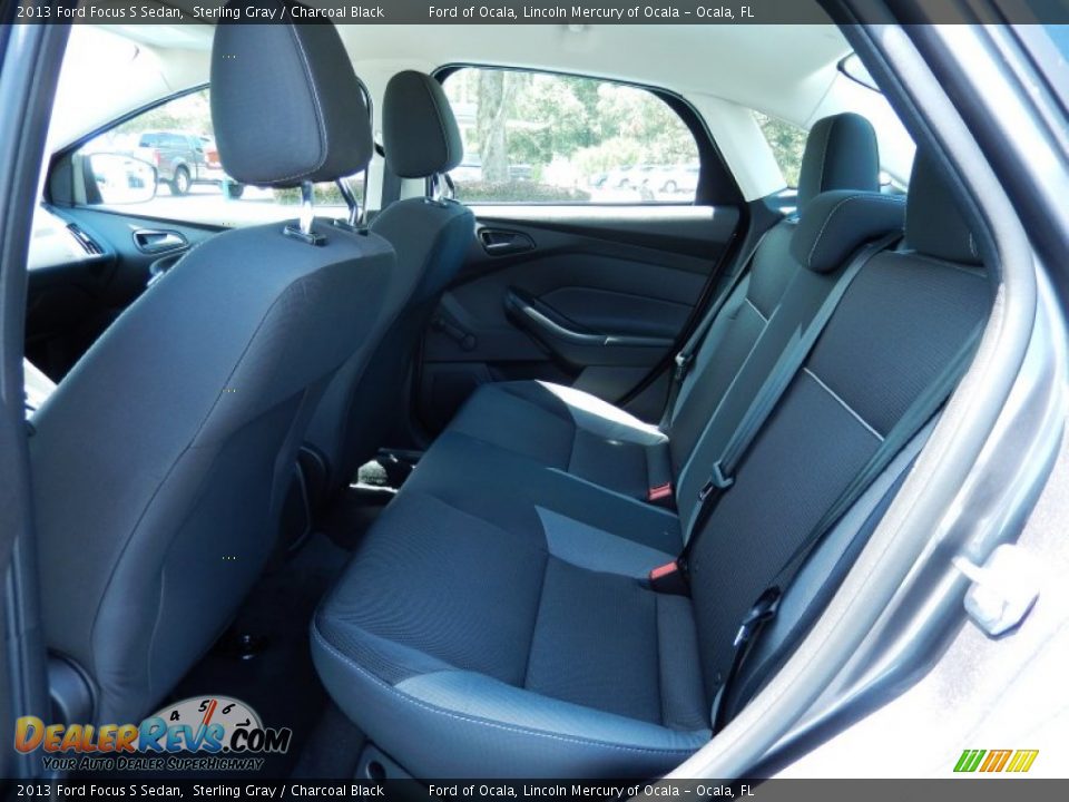 2013 Ford Focus S Sedan Sterling Gray / Charcoal Black Photo #7