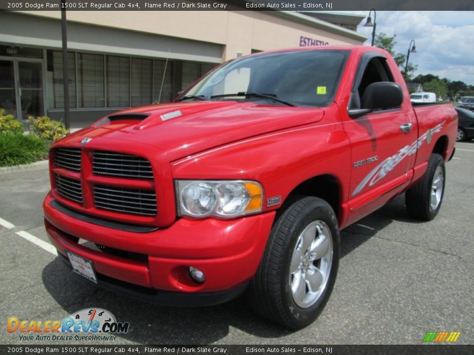 2005 Dodge Ram 1500 SLT Regular Cab 4x4 Flame Red / Dark Slate Gray Photo #2