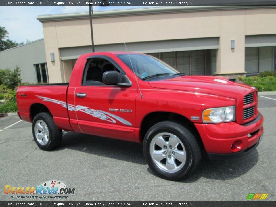 2005 Dodge Ram 1500 SLT Regular Cab 4x4 Flame Red / Dark Slate Gray Photo #11