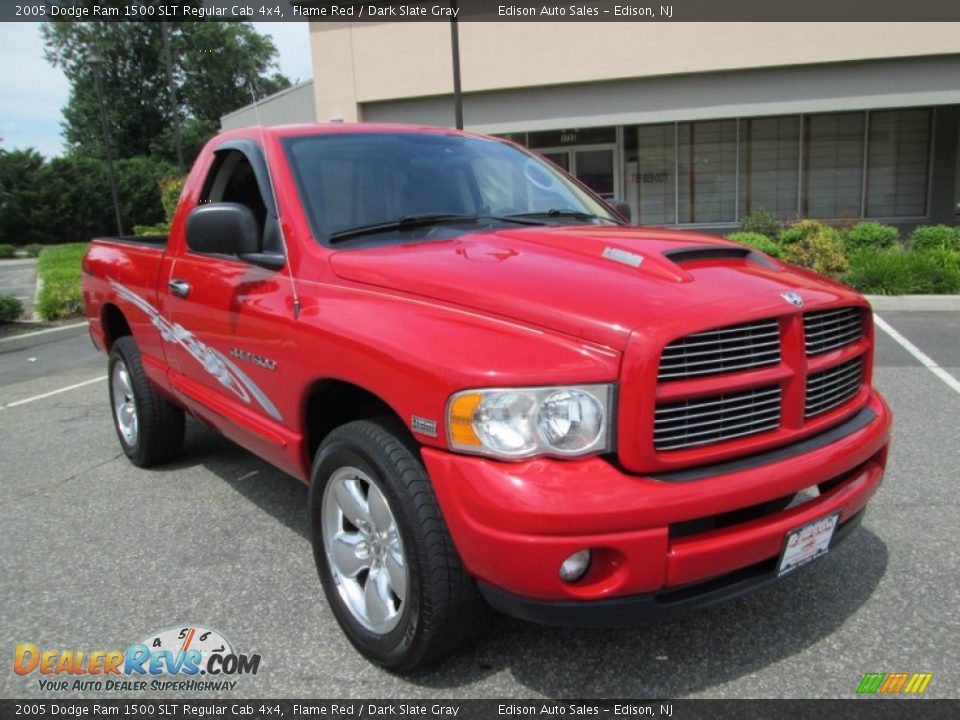 2005 Dodge Ram 1500 SLT Regular Cab 4x4 Flame Red / Dark Slate Gray Photo #12