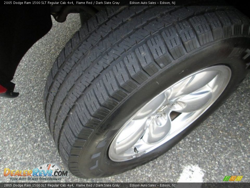2005 Dodge Ram 1500 SLT Regular Cab 4x4 Flame Red / Dark Slate Gray Photo #27