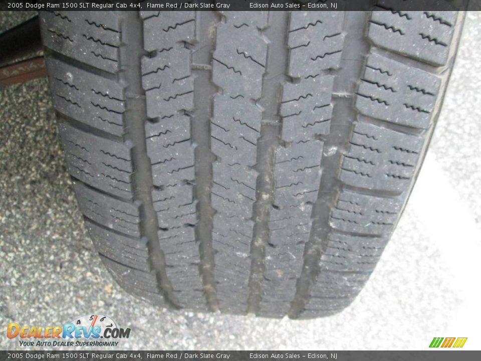 2005 Dodge Ram 1500 SLT Regular Cab 4x4 Flame Red / Dark Slate Gray Photo #28