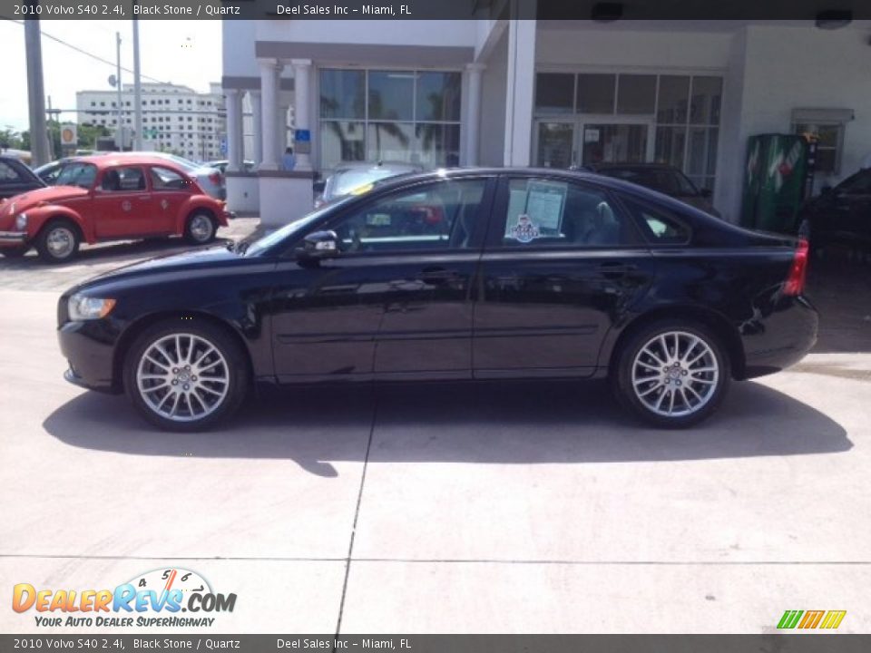 2010 Volvo S40 2.4i Black Stone / Quartz Photo #2