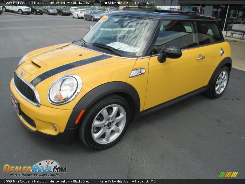 2009 Mini Cooper S Hardtop Mellow Yellow / Black/Grey Photo #3