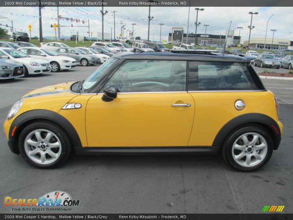 2009 Mini Cooper S Hardtop Mellow Yellow / Black/Grey Photo #4