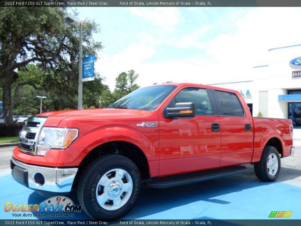 Front 3/4 View of 2013 Ford F150 XLT SuperCrew Photo #1