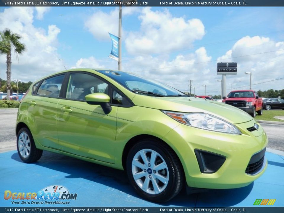 2012 Ford Fiesta SE Hatchback Lime Squeeze Metallic / Light Stone/Charcoal Black Photo #7