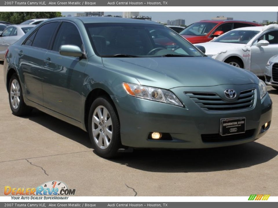 2007 Toyota Camry XLE Aloe Green Metallic / Bisque Photo #1