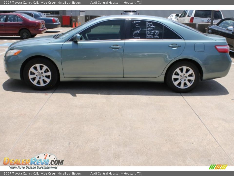 2007 Toyota Camry XLE Aloe Green Metallic / Bisque Photo #5