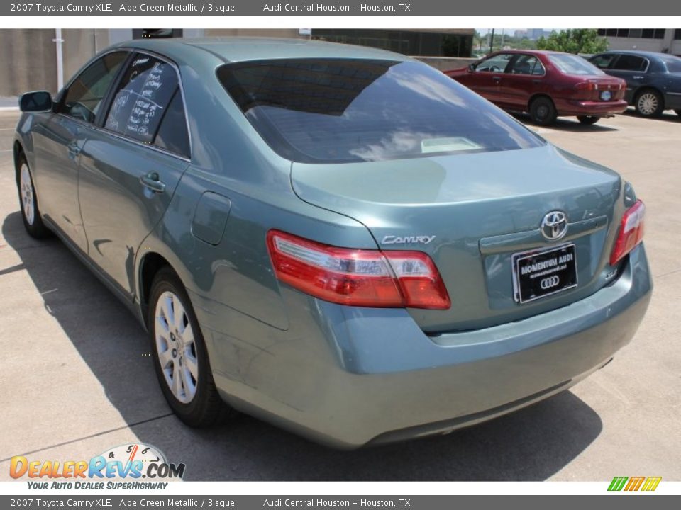 2007 Toyota Camry XLE Aloe Green Metallic / Bisque Photo #6