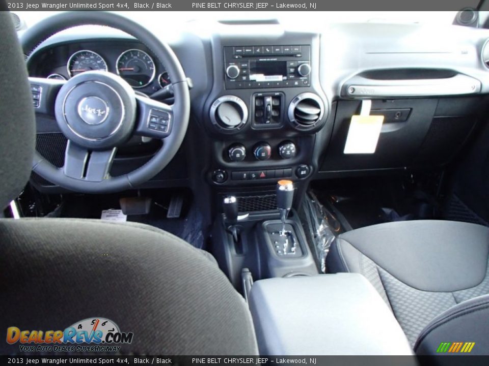2013 Jeep Wrangler Unlimited Sport 4x4 Black / Black Photo #4