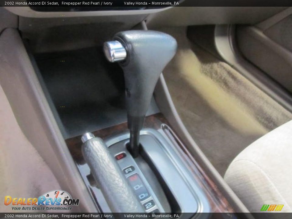 2002 Honda Accord EX Sedan Firepepper Red Pearl / Ivory Photo #11
