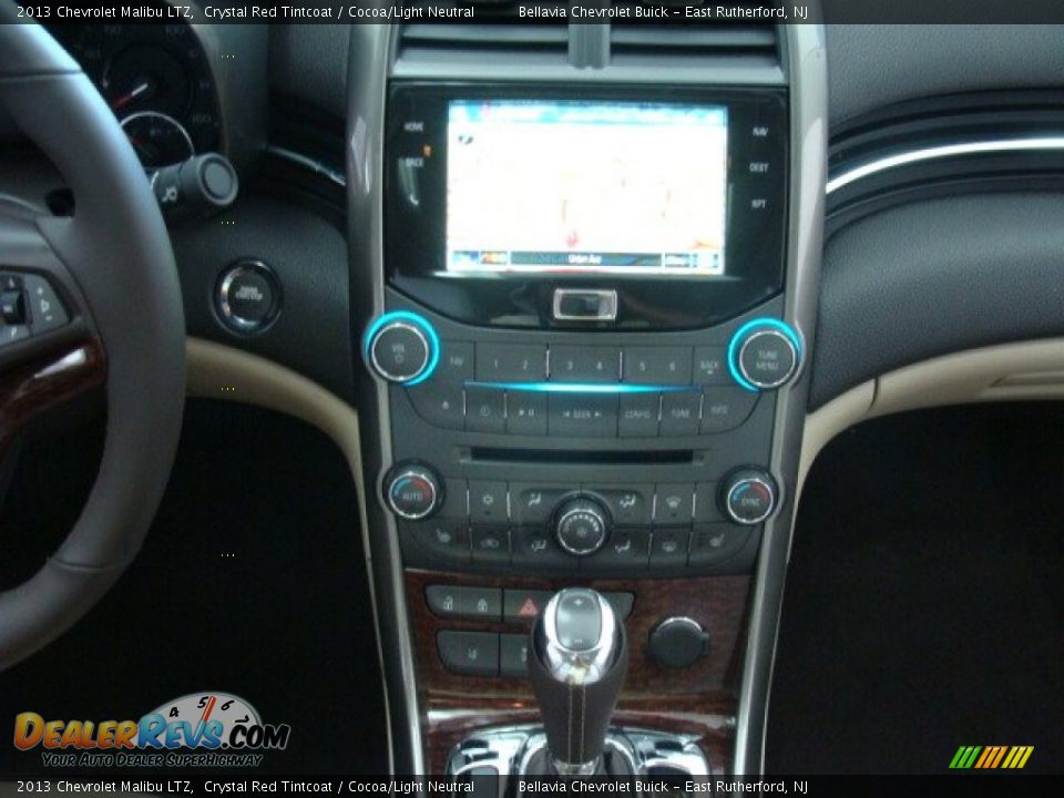 2013 Chevrolet Malibu LTZ Crystal Red Tintcoat / Cocoa/Light Neutral Photo #11