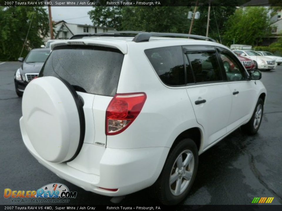 2007 Toyota RAV4 V6 4WD Super White / Ash Gray Photo #11