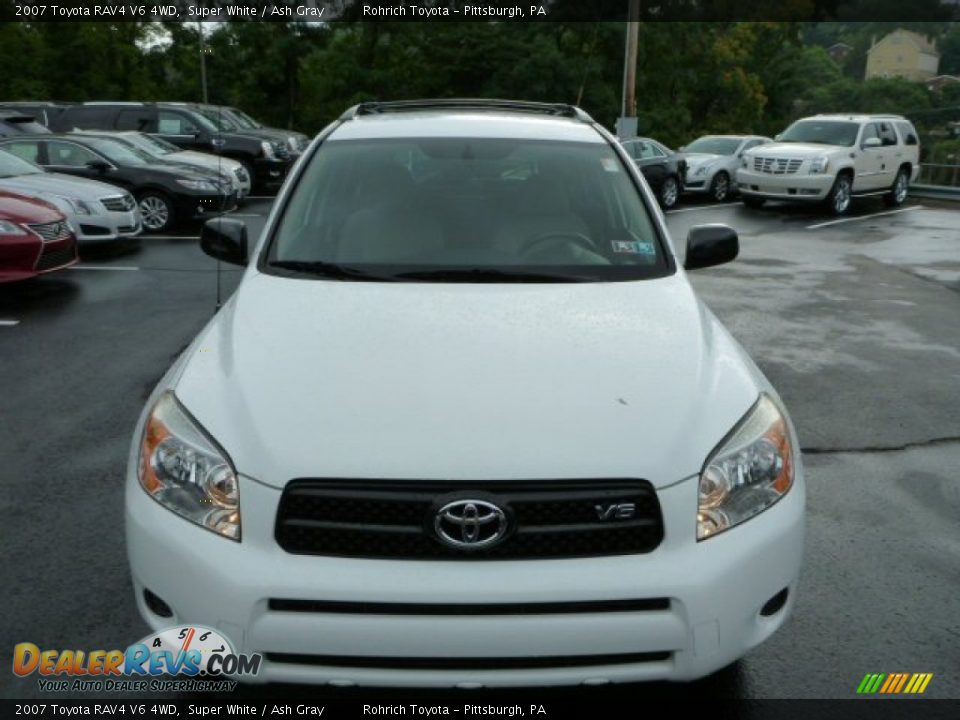 2007 Toyota RAV4 V6 4WD Super White / Ash Gray Photo #14