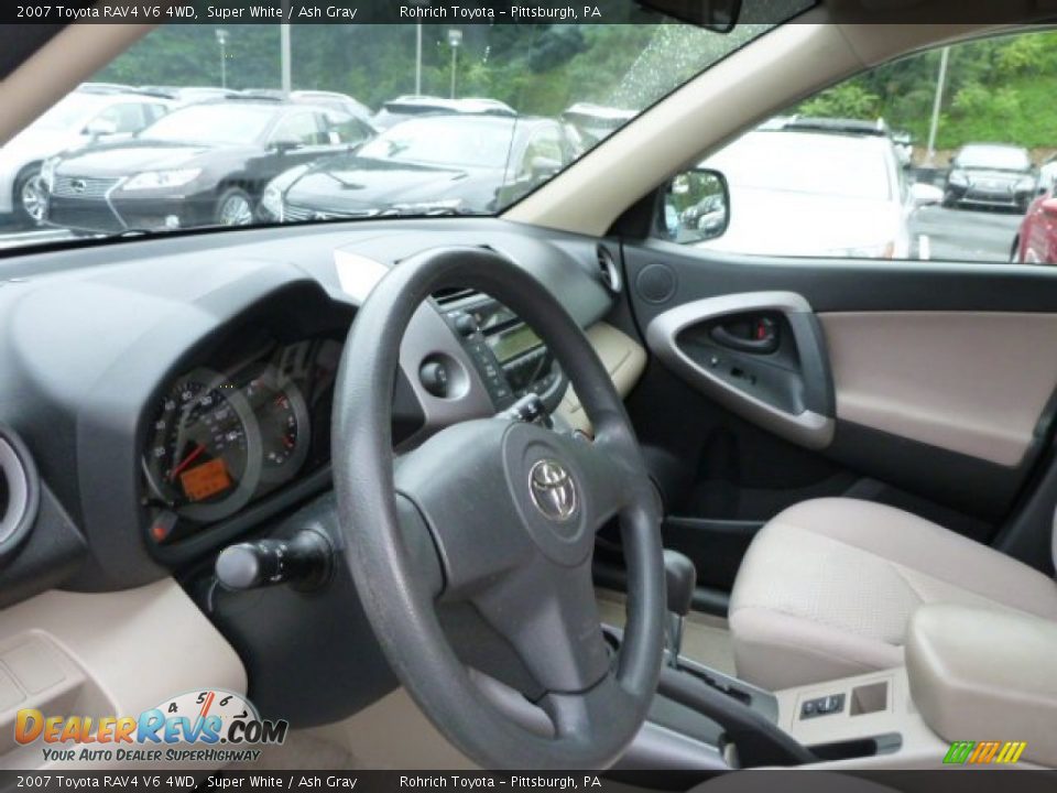 2007 Toyota RAV4 V6 4WD Super White / Ash Gray Photo #18