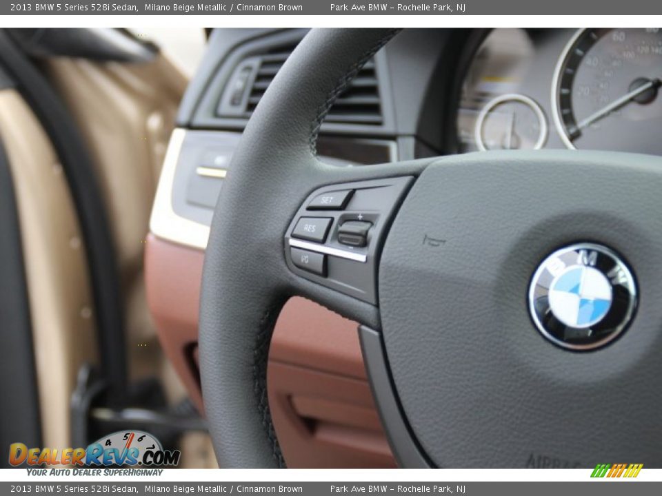 Controls of 2013 BMW 5 Series 528i Sedan Photo #17