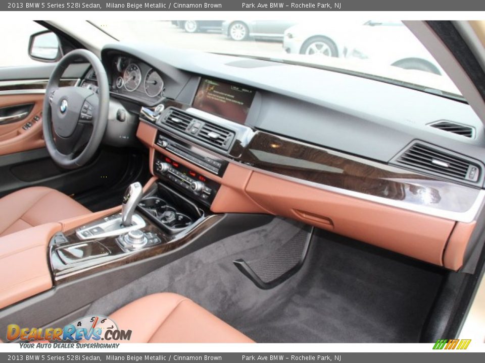 Dashboard of 2013 BMW 5 Series 528i Sedan Photo #27