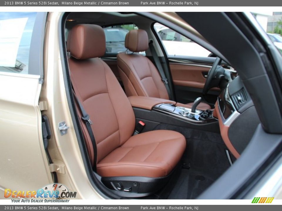 Front Seat of 2013 BMW 5 Series 528i Sedan Photo #29