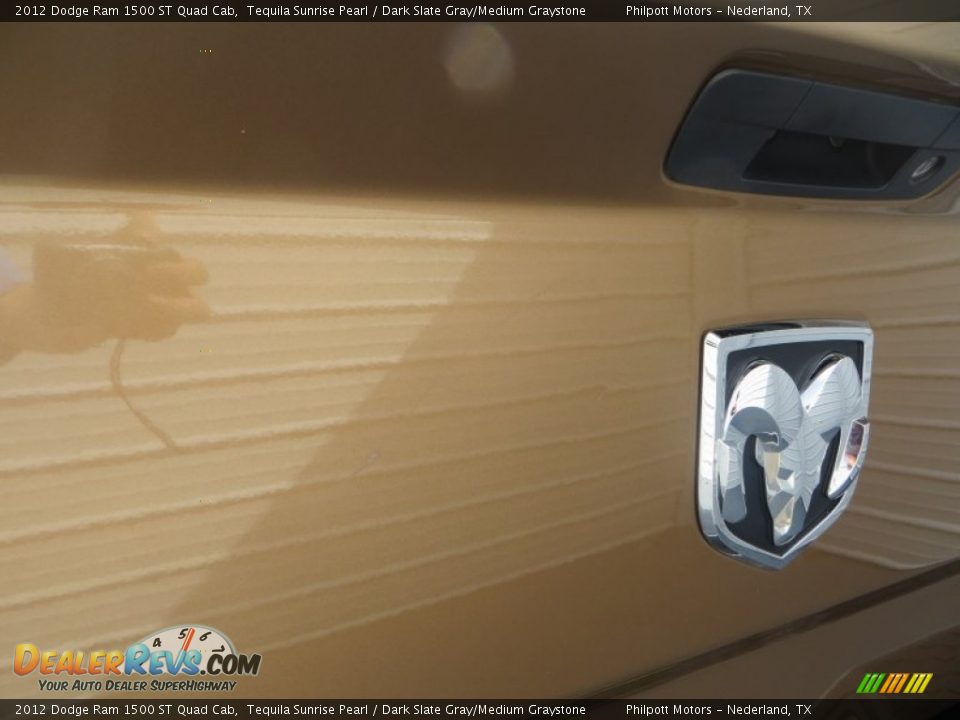 2012 Dodge Ram 1500 ST Quad Cab Tequila Sunrise Pearl / Dark Slate Gray/Medium Graystone Photo #17