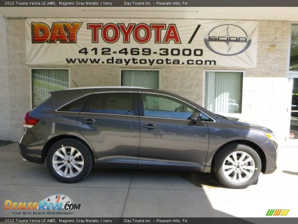 2013 Toyota Venza LE AWD Magnetic Gray Metallic / Ivory Photo #1
