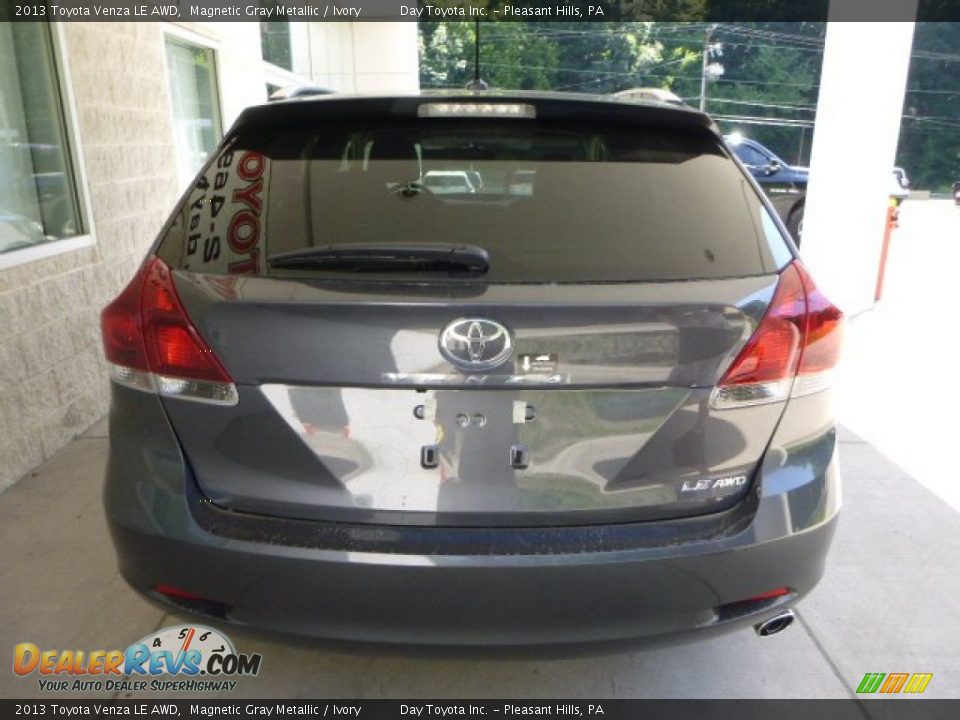 2013 Toyota Venza LE AWD Magnetic Gray Metallic / Ivory Photo #3