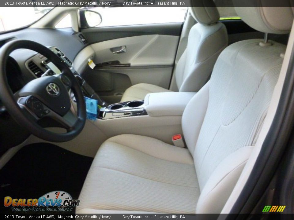 2013 Toyota Venza LE AWD Magnetic Gray Metallic / Ivory Photo #12
