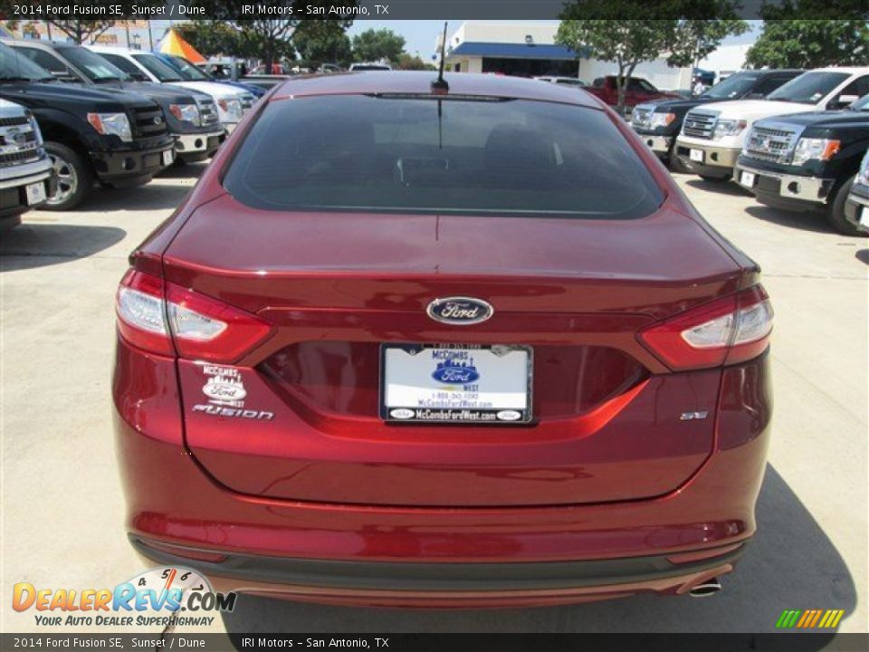 2014 Ford Fusion SE Sunset / Dune Photo #4