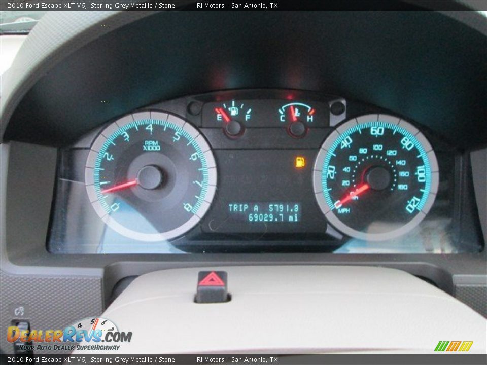 2010 Ford Escape XLT V6 Sterling Grey Metallic / Stone Photo #20