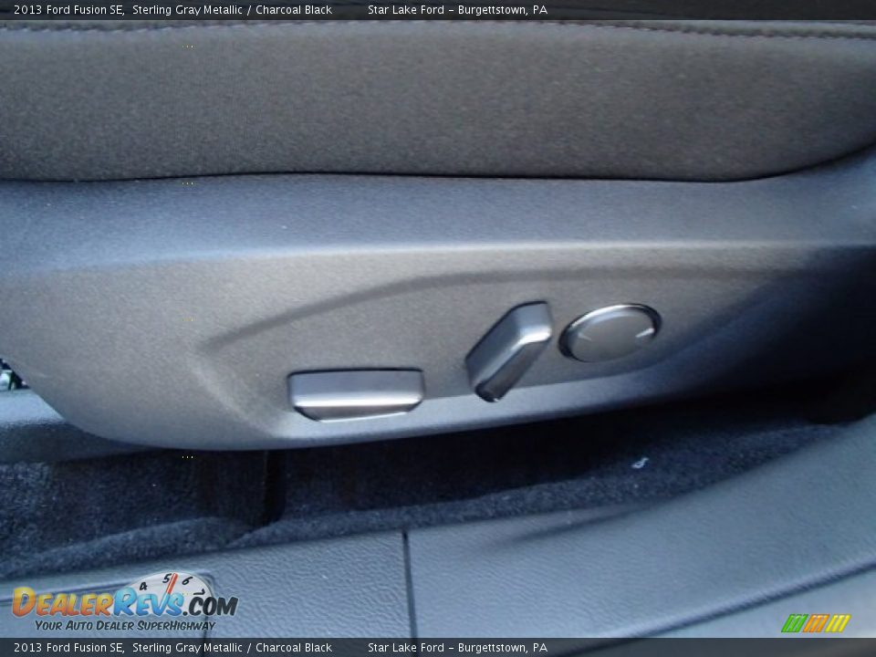 2013 Ford Fusion SE Sterling Gray Metallic / Charcoal Black Photo #16