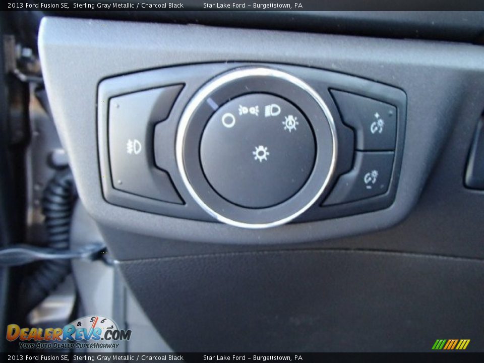 2013 Ford Fusion SE Sterling Gray Metallic / Charcoal Black Photo #23