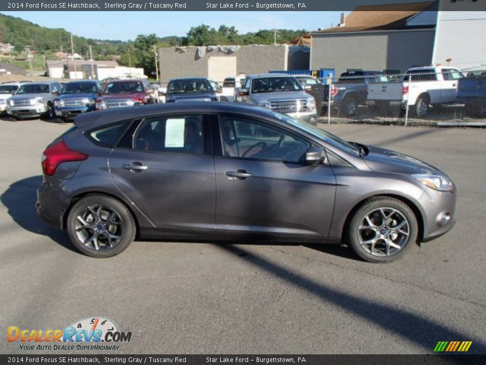 2014 Ford Focus SE Hatchback Sterling Gray / Tuscany Red Photo #4