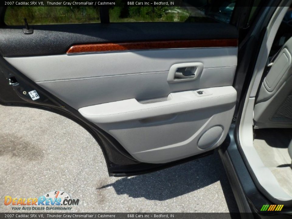 2007 Cadillac SRX V8 Thunder Gray ChromaFlair / Cashmere Photo #22
