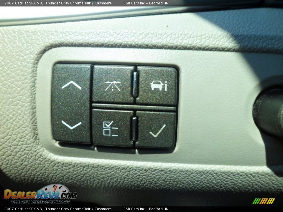 2007 Cadillac SRX V8 Thunder Gray ChromaFlair / Cashmere Photo #29