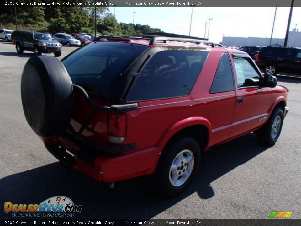 2000 Chevrolet Blazer LS 4x4 Victory Red / Graphite Gray Photo #6