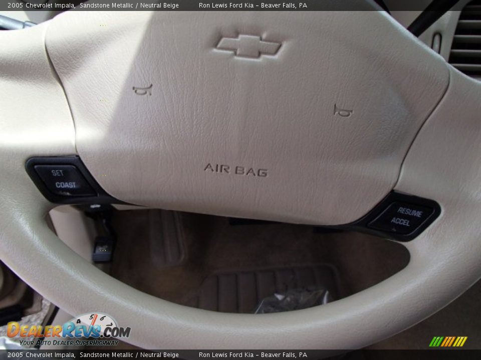 2005 Chevrolet Impala Sandstone Metallic / Neutral Beige Photo #18