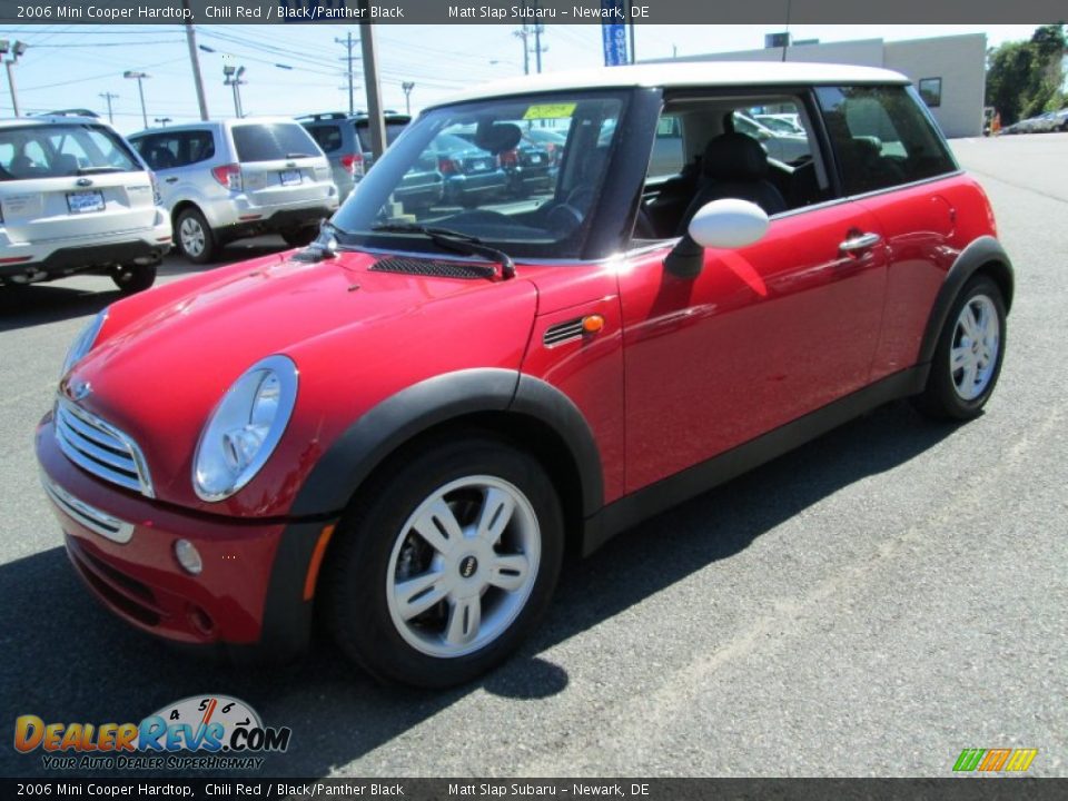 2006 Mini Cooper Hardtop Chili Red / Black/Panther Black Photo #2