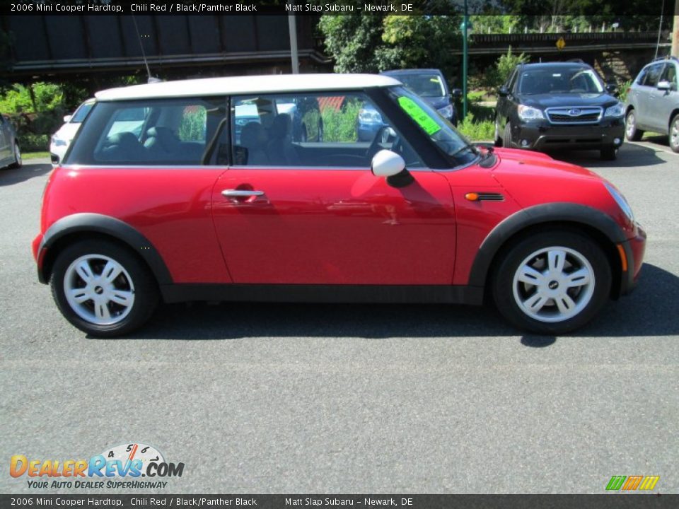 2006 Mini Cooper Hardtop Chili Red / Black/Panther Black Photo #5