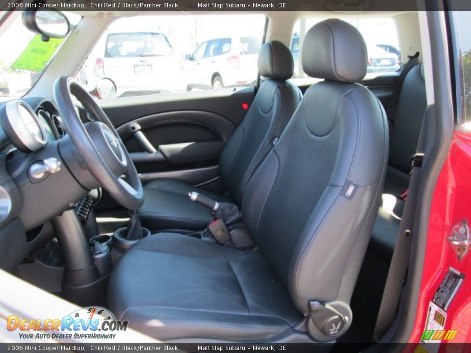 2006 Mini Cooper Hardtop Chili Red / Black/Panther Black Photo #13