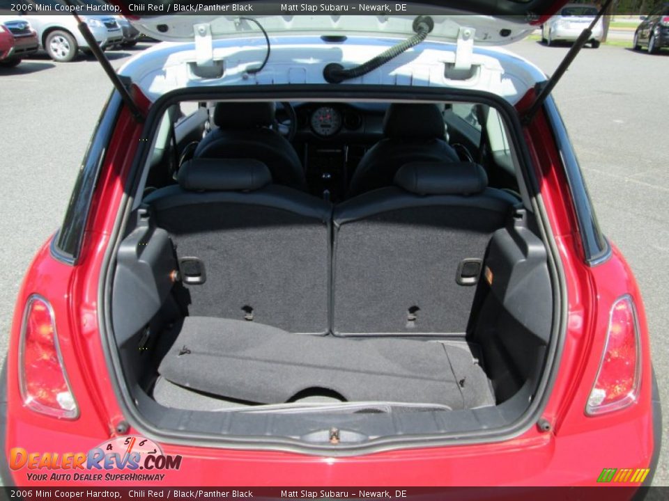 2006 Mini Cooper Hardtop Chili Red / Black/Panther Black Photo #14
