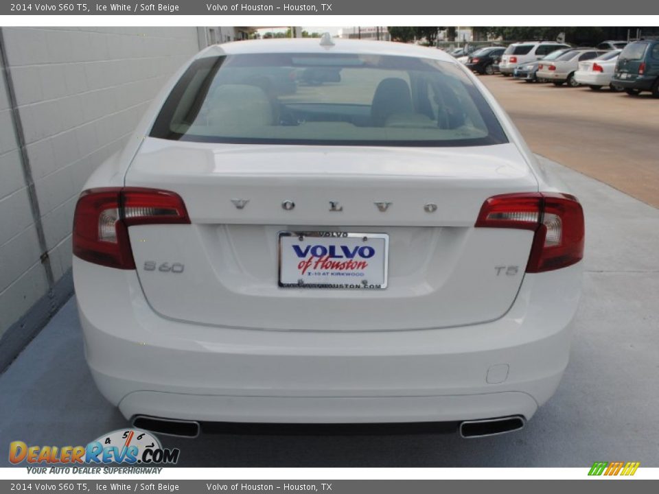 2014 Volvo S60 T5 Ice White / Soft Beige Photo #11