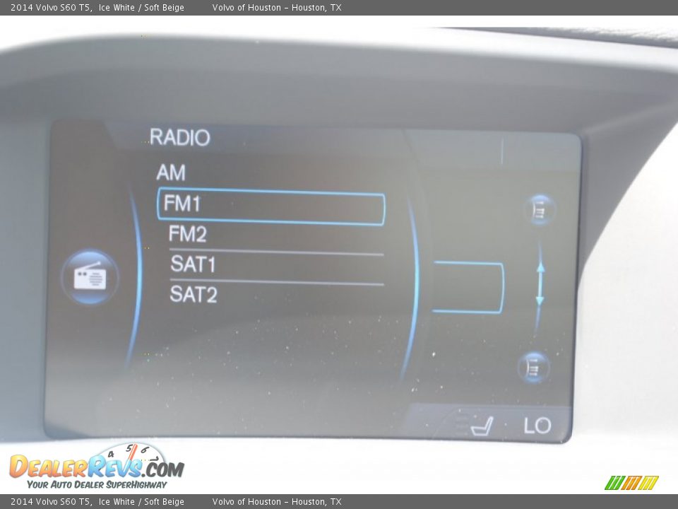 2014 Volvo S60 T5 Ice White / Soft Beige Photo #21